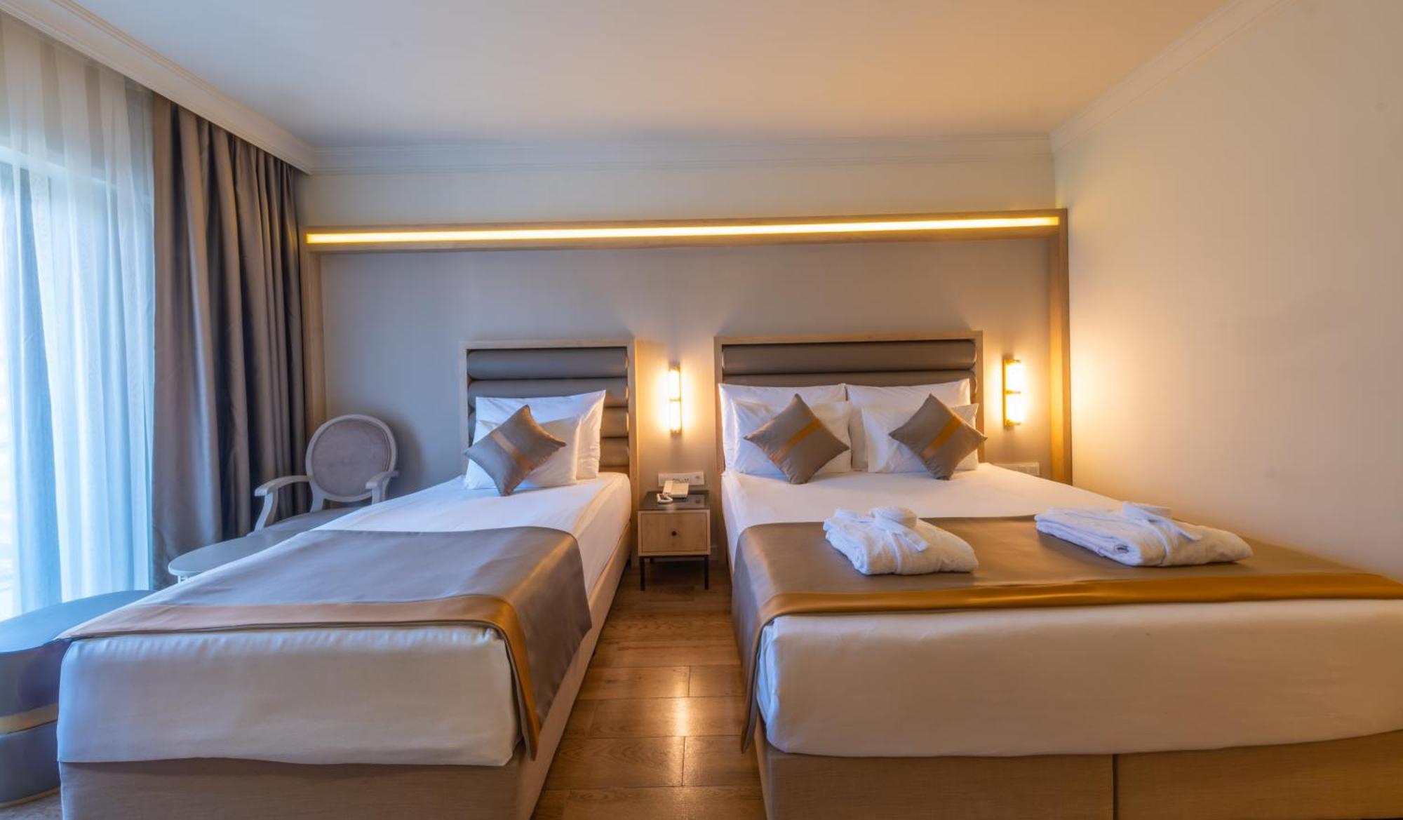 Aydinbey King'S Palace & Spa Side Room photo