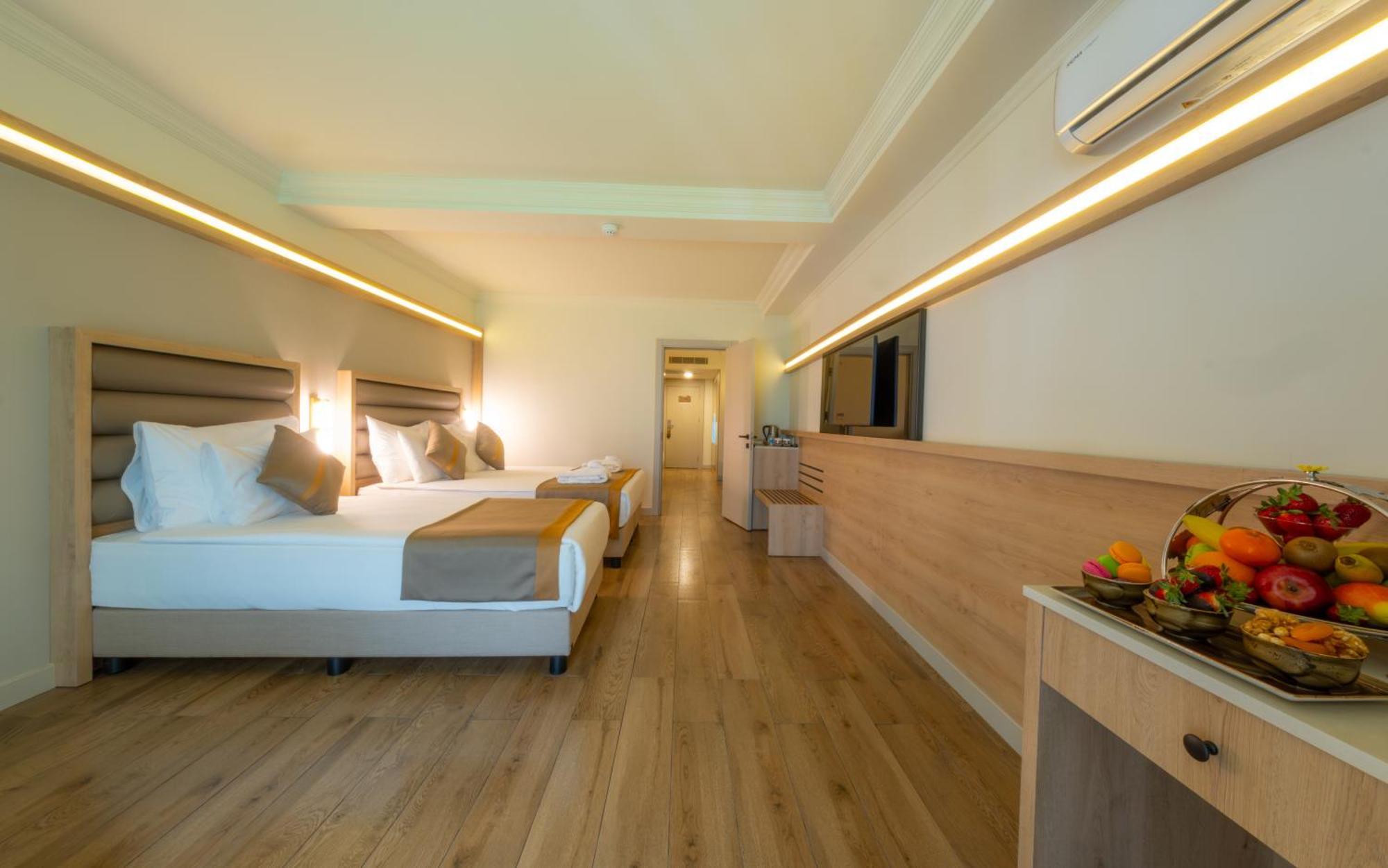 Aydinbey King'S Palace & Spa Side Room photo